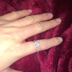 Pandora ring timeless elegance